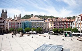 Increíble piso en la plaza Mayor, con garaje
